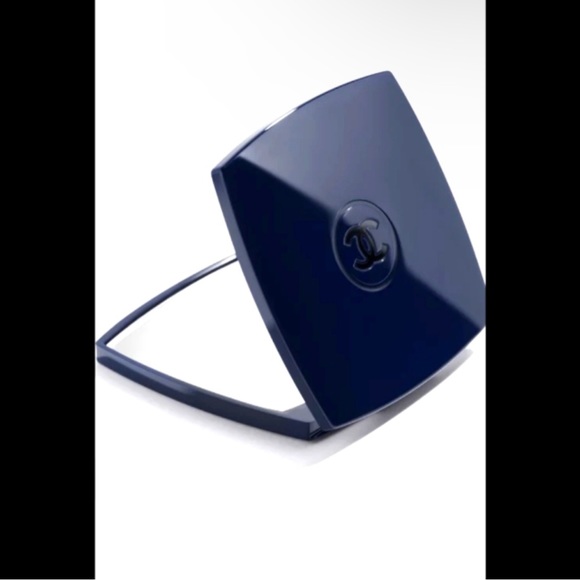 NIB! Chanel Mirror Double facetted! Blue outer shell! - Picture 2 of 3